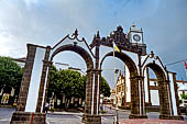 Azzorre, Isola di San Miguel - Ponta Delgada. Porta della citt, 'Portas da Citade'. 